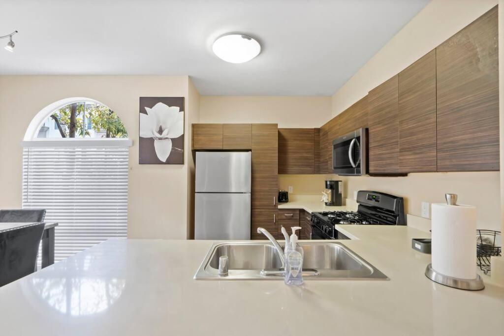 Lovely & Coxy 2Br/2Ba! 5Min To Disney! Apartment Anaheim Exterior photo